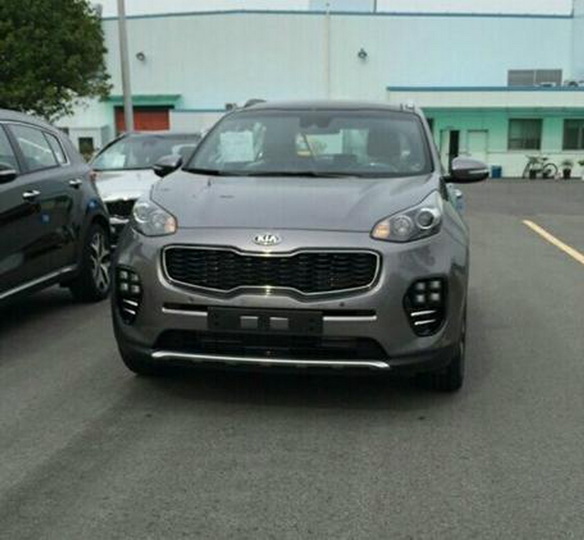 Рассекречен интерьер нового Kia Sportage - ФОТОСЕССИЯ
