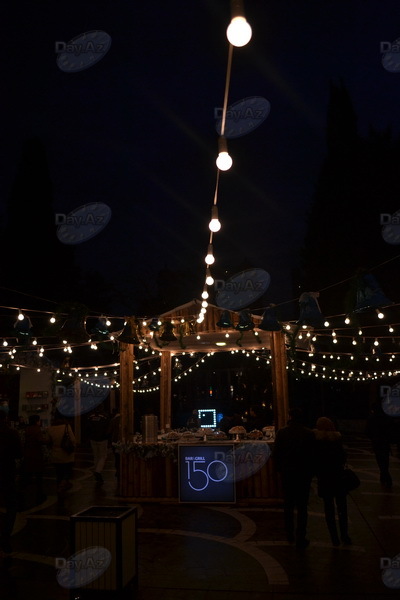 Настоящая сказка: новогодняя ярмарка в центре Баку - РЕПОРТАЖ - ФОТО