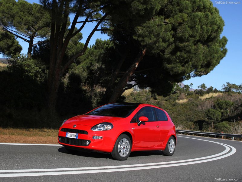 Цена и качество: Новый обновленный Fiat Punto 2012 - ФОТОСЕССИЯ
