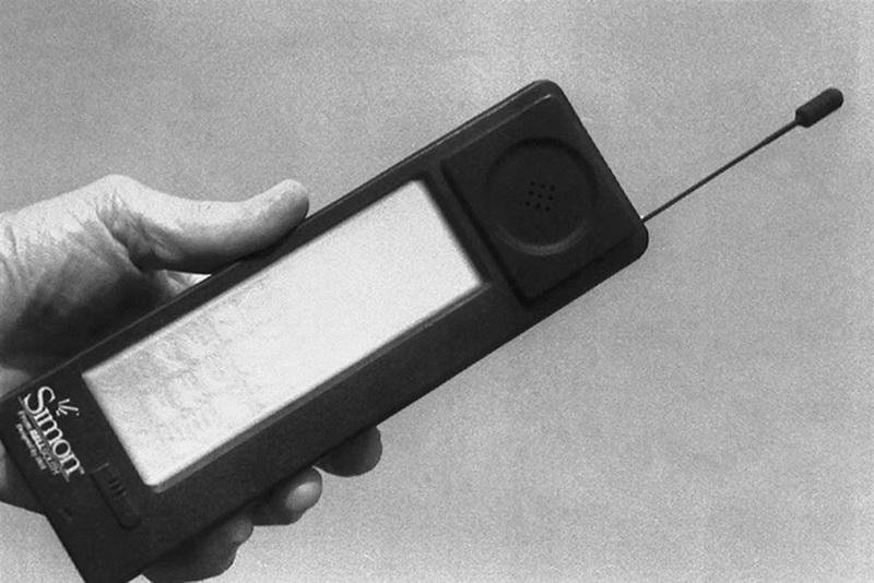 40 лет мобильному телефону - ФОТОСЕССИЯ