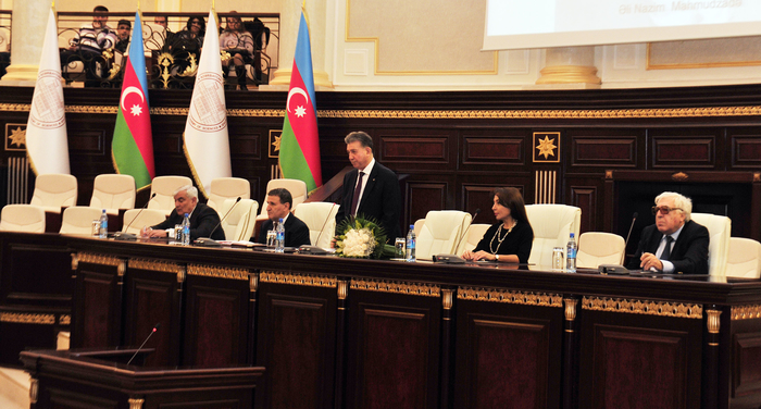 Состоялось мероприятие, посвященное 80-летнему юбилею Института литературы имени Низами - ФОТО