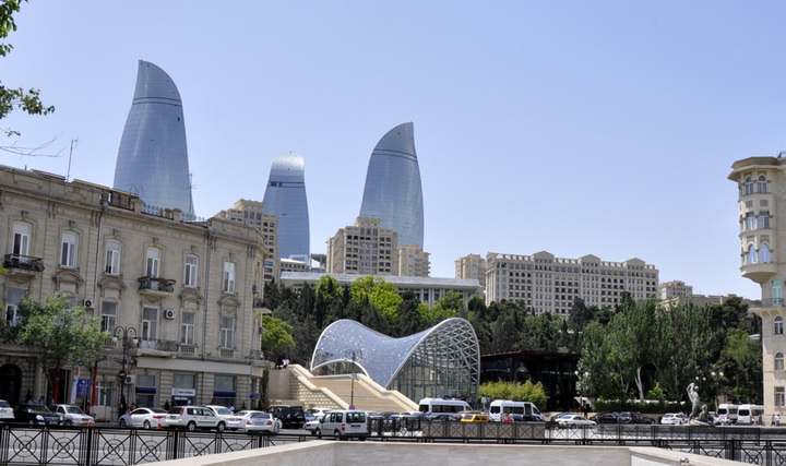 Bakı funikulyoru turistlərini gözləyir - FOTO