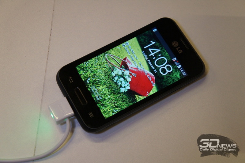 LG представила новые смартфоны и мощный фаблет - ФОТО