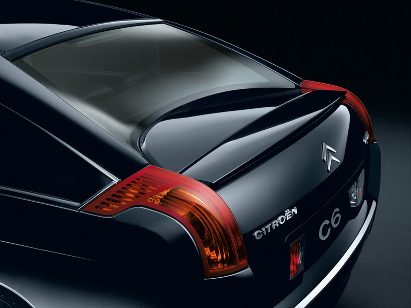 Citroen завершает производство флагманского C6 - ФОТО