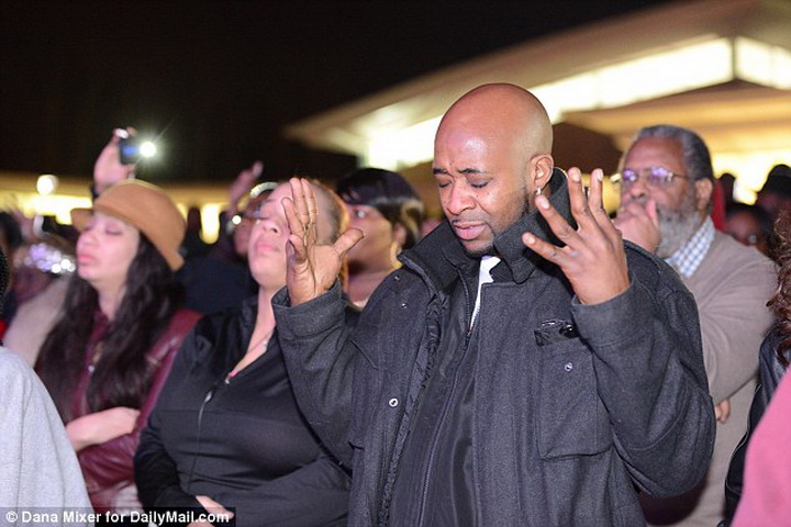 Дочь Уитни Хьюстон поправляется - ОБНОВЛЕНО - ФОТО