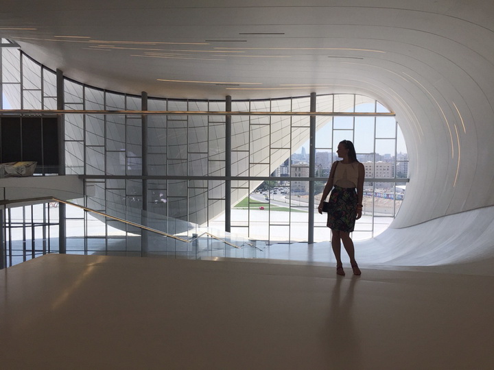 Центр Гейдара Алиева привел в восторг известного блогера - ФОТОГАЛЕРЕЯ