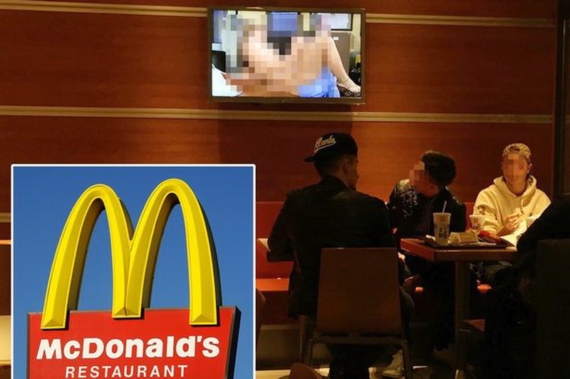 McDonald's случайно показал посетителям порно - ФОТО