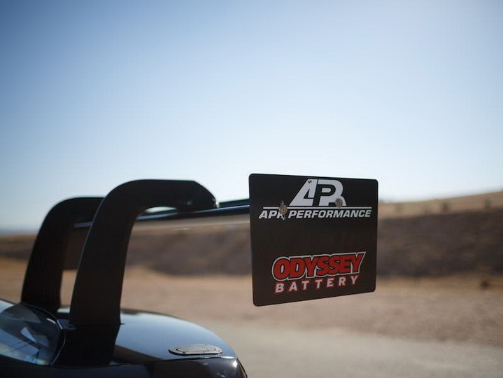 Ведущий Top Gear построил себе 900-сильный VW Passat для дрифта - ФОТО