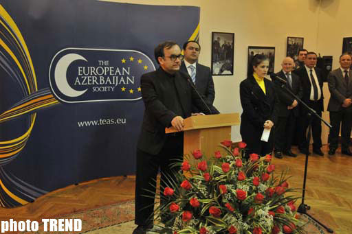 В Баку представлены работы французского фотографа о Ходжалинской трагедии - ОБНОВЛЕНО - ФОТО