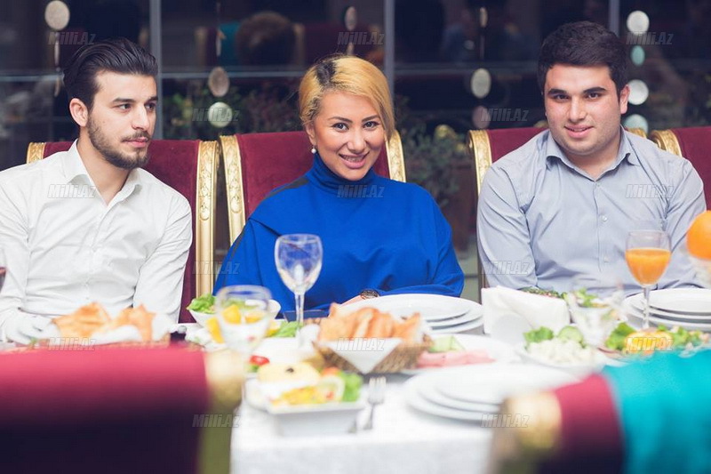 Aygün Kazımova onun üçün təcili Bakıya qayıtdı - FOTO - VİDEO