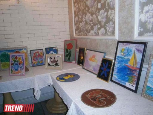 В Баку представили работы "солнечных детей" – ФОТО