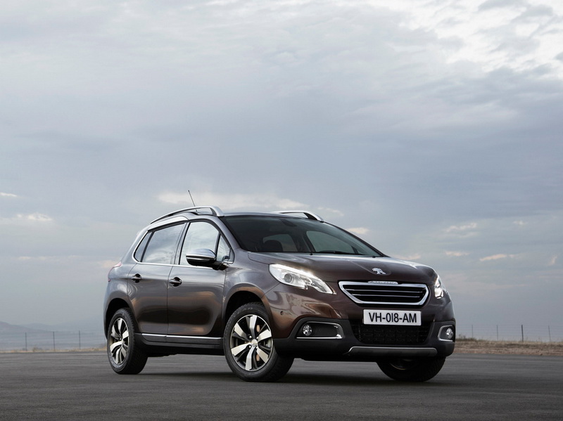 Peugeot рассекретил новый кроссовер 2008 - ФОТО