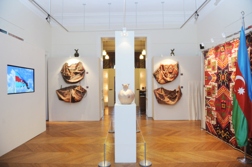 В рамках проекта Фонда Гейдара Алиева во Франции прошло мероприятие "Культурные ценности Азербайджана – жемчужины Кавказа" - ФОТО