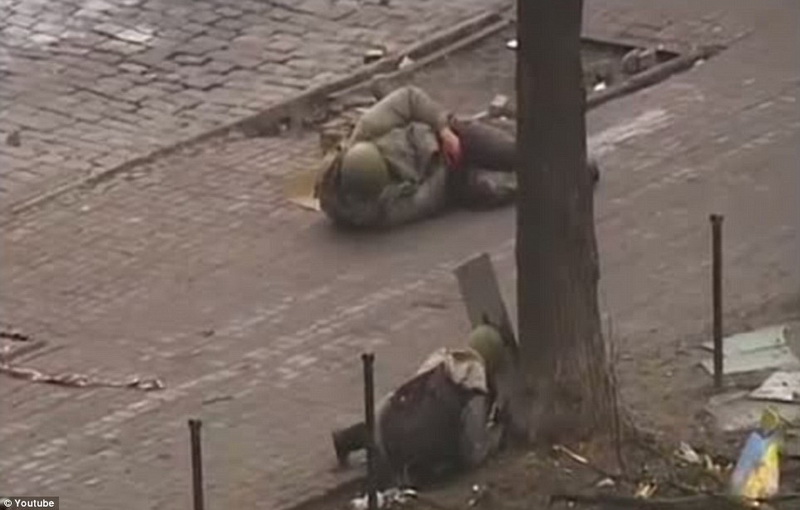 Студенты захватили здание минобразования в Киеве - ОБНОВЛЕНО - ФОТО