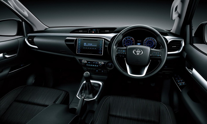 Toyota представила новое поколение "неубиваемого" пикапа - ФОТО
