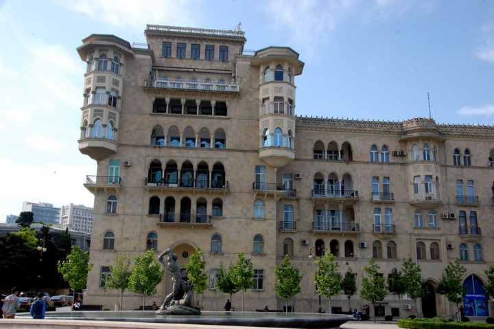 Bakı funikulyoru turistlərini gözləyir - FOTO