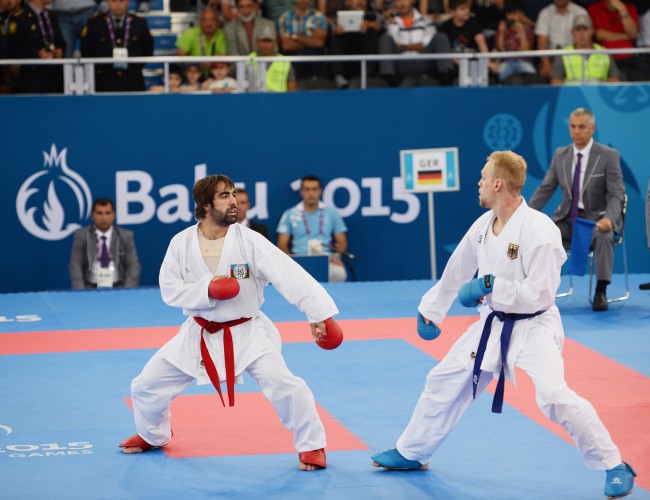 Президент Ильхам Алиев и его супруга Мехрибан Алиева в рамках первых Европейских игр наблюдали за ходом соревнований по карате и борьбе - ОБНОВЛЕНО - ФОТО