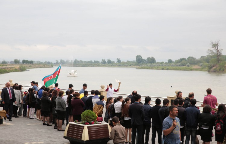 Факел Евроигр доставлен в Евлах - ФОТО - ВИДЕО