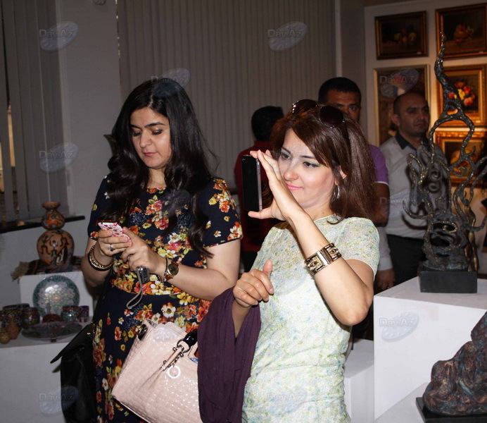 Пестрый реализм: "Цветные размышления" в Союзе художников – РЕПОРТАЖ - ФОТО