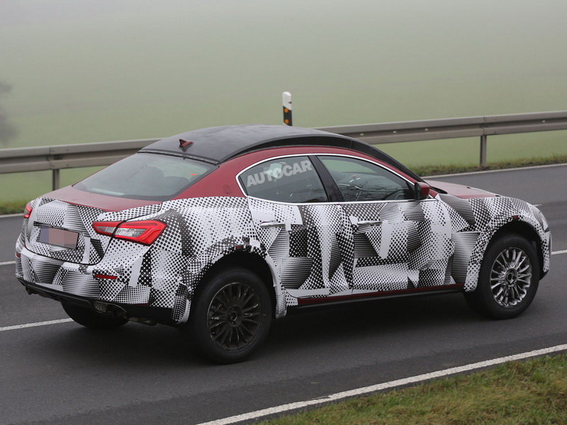 Alfa Romeo приступила к тестам своего первого кроссовера - ФОТО