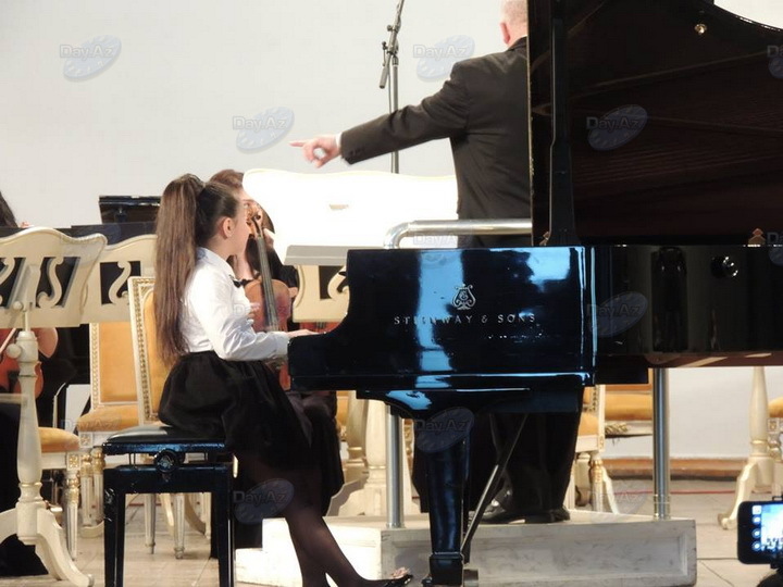 Воспитанники школы имени Тофика Гулиева блеснули на сцене Филармонии – РЕПОРТАЖ - ФОТО