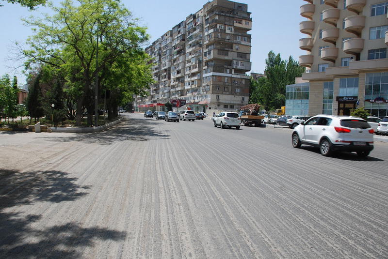 Bakıda bağlı yollardan biri açıldı - FOTO