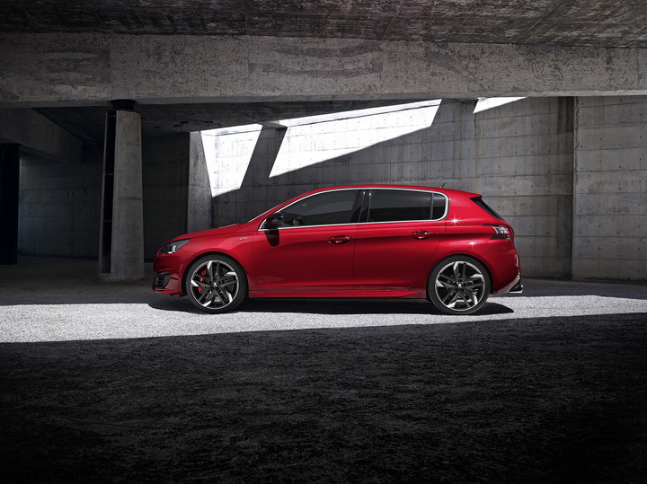 Официально представлен заряженный Peugeot 308 GTi - ФОТО