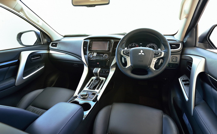 Новый Mitsubishi Pajero Sport представлен официально - ФОТОСЕССИЯ