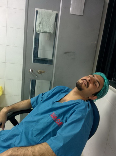 Врачи показали, насколько изнурительна их работа - ФОТОСЕССИЯ