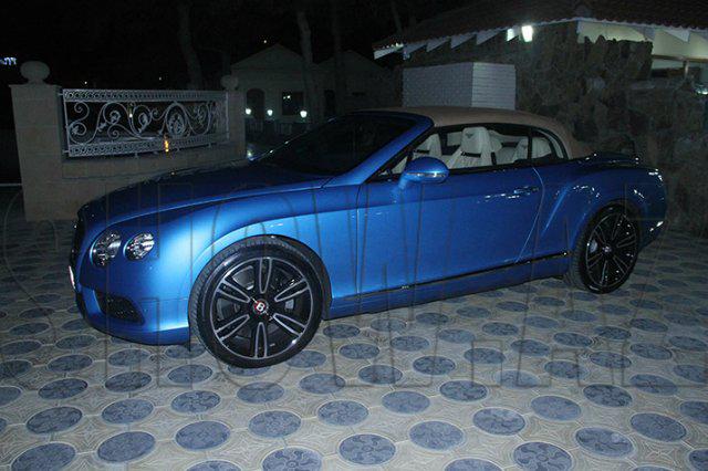 Azərbaycanlı müğənni özünə "Bentley" aldı - FOTOLAR