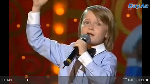 Маленький пародист взорвал зал - ВИДЕО