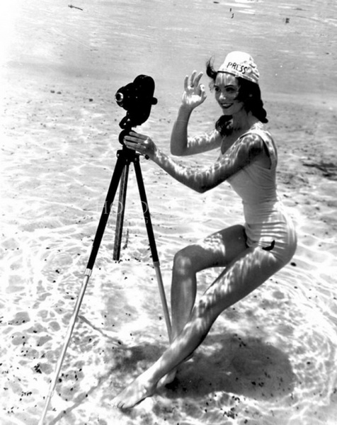 Фантастические ретро-фотографии со дна озера - ФОТОСЕССИЯ