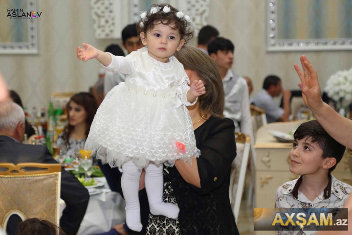 Azərbaycanlı müğənni evləndi – FOTO