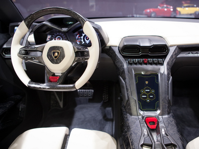 Кроссовер Lamborghini может оказаться неожиданно доступным - ФОТО