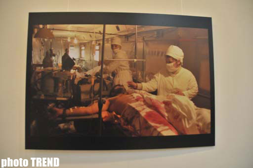 В Баку представлены работы французского фотографа о Ходжалинской трагедии - ОБНОВЛЕНО - ФОТО