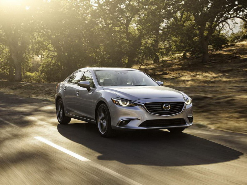 Mazda6 пережила первое обновление - ФОТО