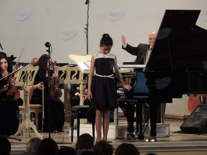 Воспитанники школы имени Тофика Гулиева блеснули на сцене Филармонии – РЕПОРТАЖ - ФОТО