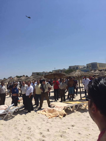 Террористы расстреляли десятки туристов в отеле Туниса - ОБНОВЛЕНО - ФОТО - ВИДЕО