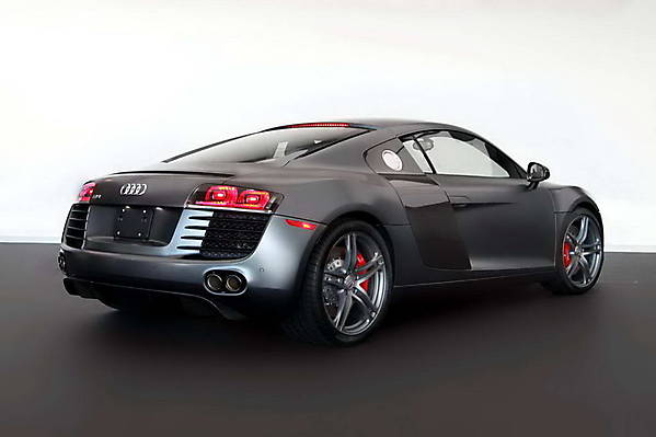 Audi R8 Exclusive Selection Editions: две версии немецкого купе - ФОТО