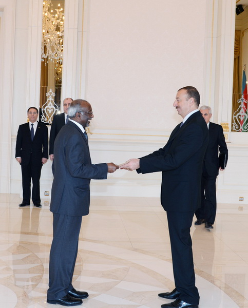 Президент Азербайджана принял верительные грамоты новоназначенных послов ряда стран - ОБНОВЛЕНО - ФОТО