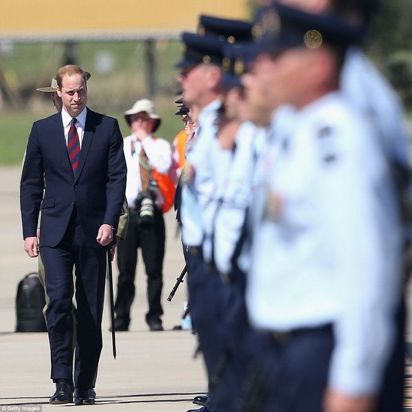 Кейт Миддлтон взялась за штурвал самолета - ФОТО