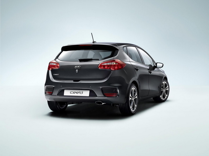 Kia cee'd обзавелся новым литровым мотором - ФОТО