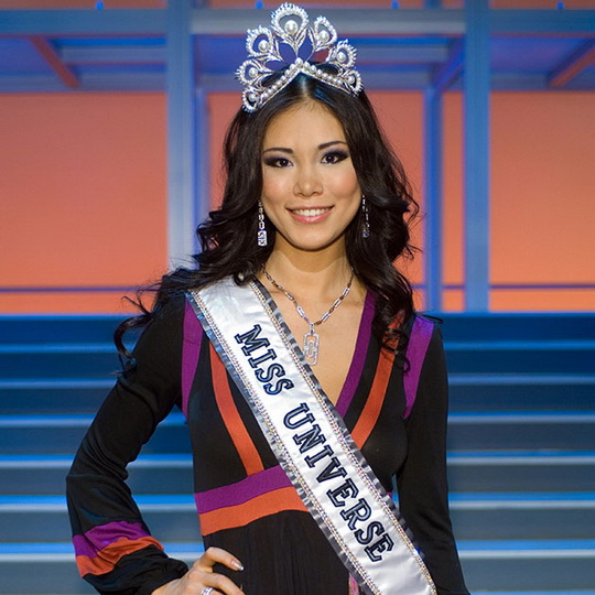 Все победительницы "Мисс Вселенная": как изменились идеалы красоты за 60 лет - ФОТО