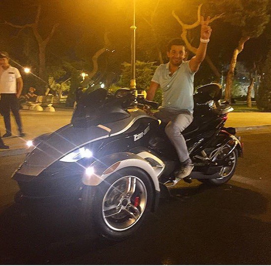 Müğənni Xəyyam "Bentley"dən sonra görün nədə əyləşdi - FOTO