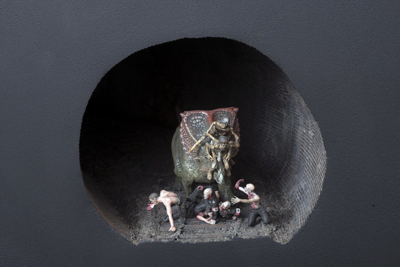 "Картинная галерея Day.Az": Эпатажные работы художников - ФОТО