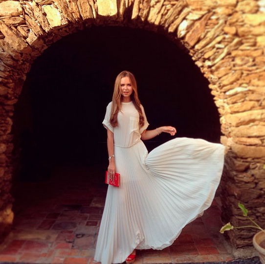 Дочь Дмитрия Маликова восхитила фигурой на отдыхе - ФОТО