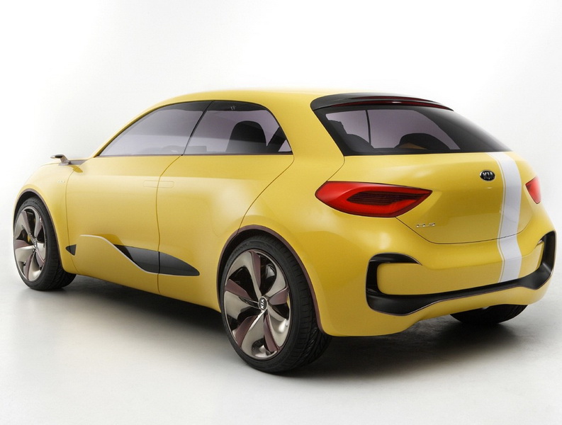 На автосалоне в Сеуле Kia показала машину-распашонку - ФОТО