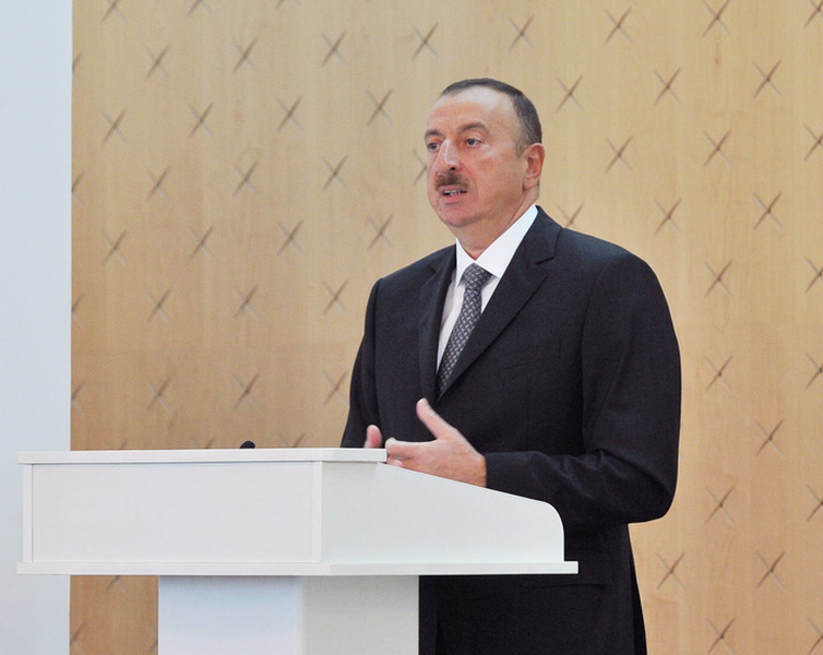 Президент Ильхам Алиев: "Азербайджан сумел утвердить себя в мире, на международной арене как надежный партнер, надежный друг" - ОБНОВЛЕНО - ФОТО