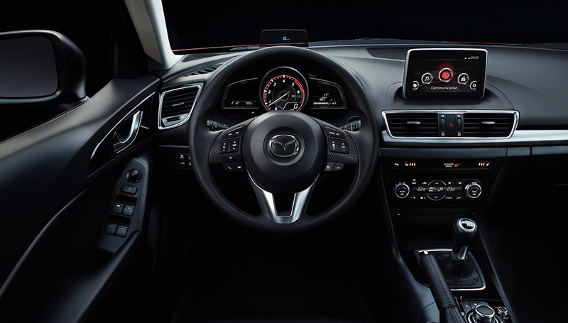 Mazda3 вновь демонстрирует свои преимущества - ФОТО