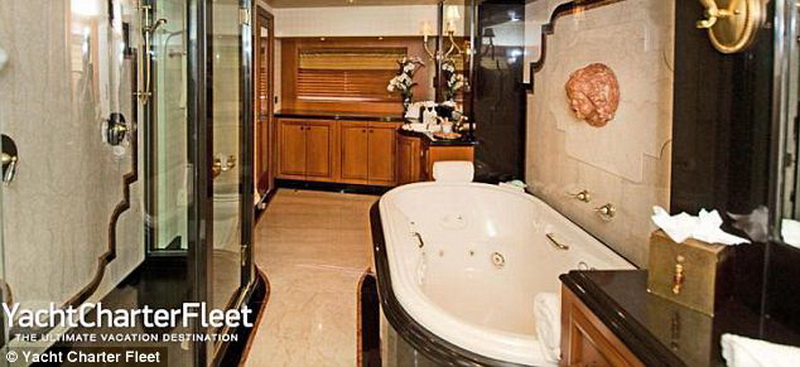 Яхта Ди Каприо из "Волк с Уолл-Стрит" выставлена на аренду - ФОТО